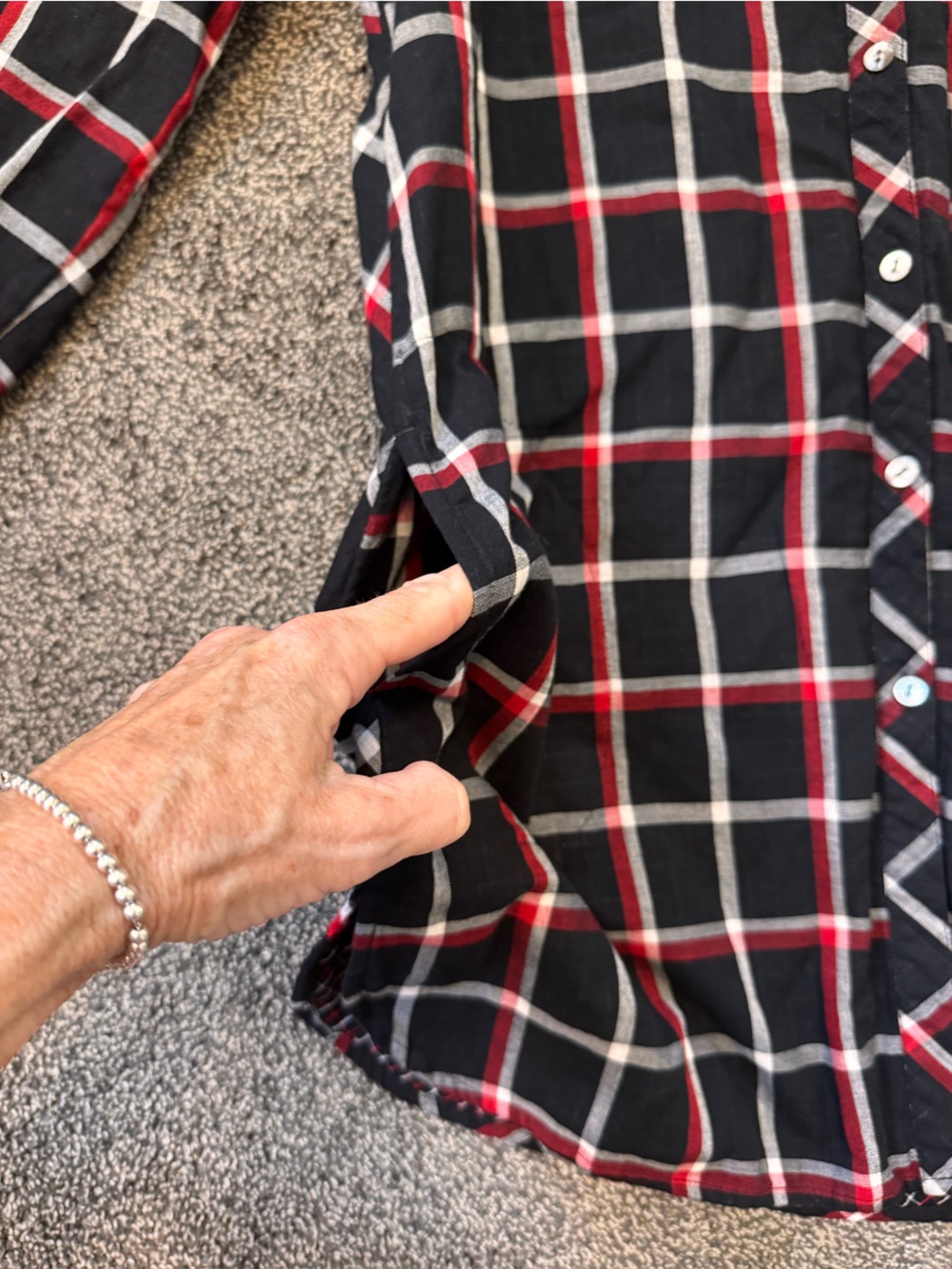 J Jill Woman’s Black Red Plaid Button Down Size Medium- Based on Measurements - Picture 8 of 11